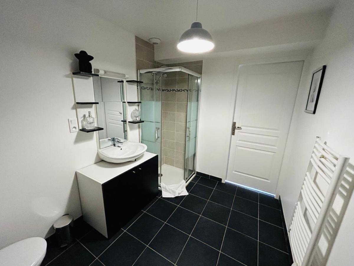 Apartamento Doyen 2 - Reposant - Proche Centre Reims Exterior foto