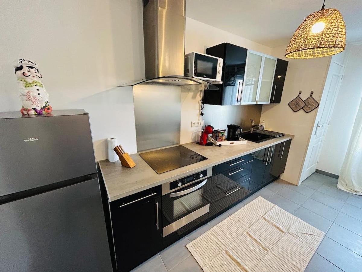 Apartamento Doyen 2 - Reposant - Proche Centre Reims Exterior foto